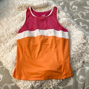Tail tech activewear top size Large